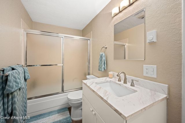 5421 W Fairway LN, UNIT 23, Rathdrum, ID 83858