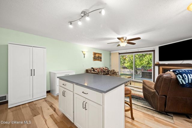 5421 W Fairway LN, UNIT 23, Rathdrum, ID 83858