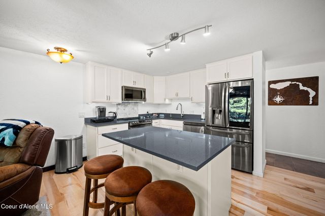 5421 W Fairway LN, UNIT 23, Rathdrum, ID 83858
