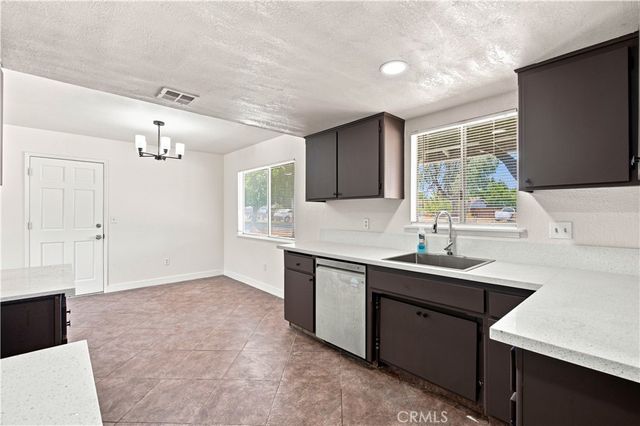 21021 Geronimo, Apple Valley, CA 92308