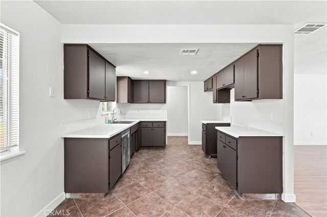 21021 Geronimo, Apple Valley, CA 92308