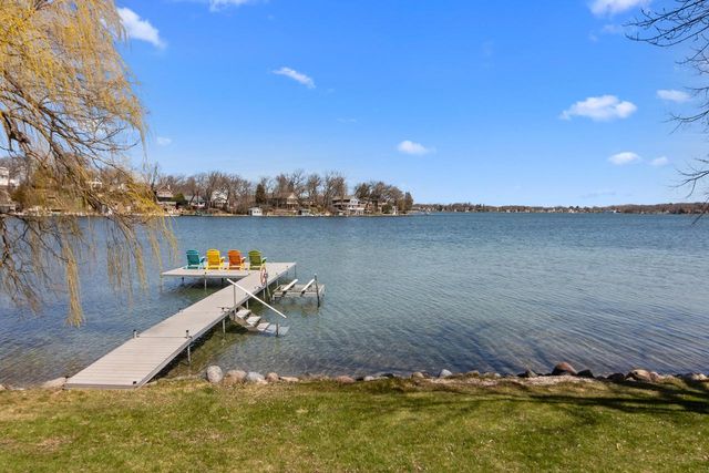 298 W Park DRIVE, Twin Lakes, WI 53181