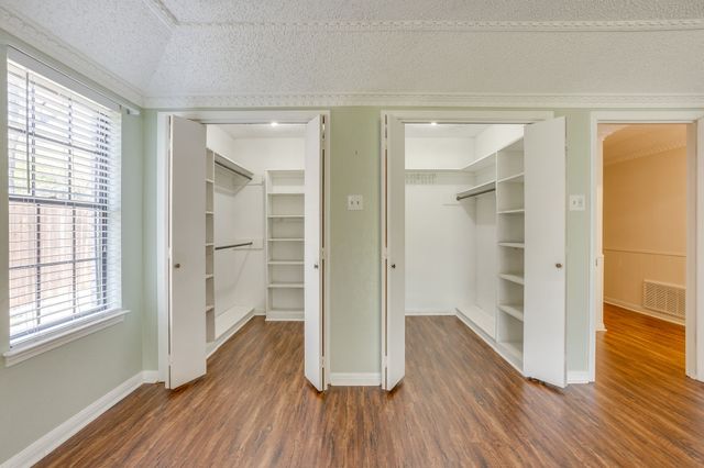 4031 Fairway Drive, De Cordova, TX 76049