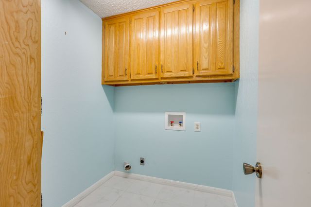 4031 Fairway Drive, De Cordova, TX 76049