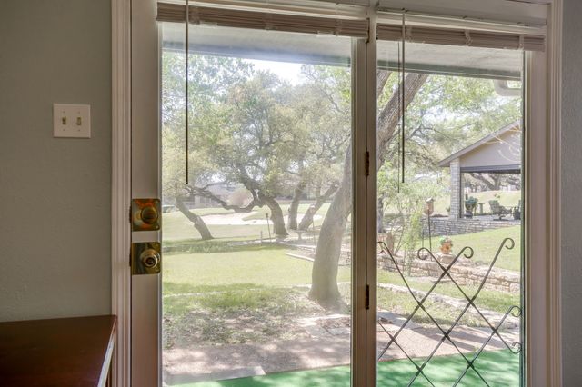 4031 Fairway Drive, De Cordova, TX 76049