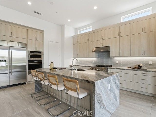 1410 Celadon Street, Palm Springs, CA 92262