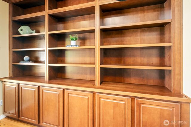 12652 Sun Break Way NE, Redmond, WA 98053