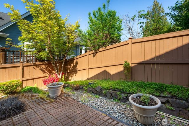 12652 Sun Break Way NE, Redmond, WA 98053