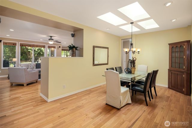 12652 Sun Break Way NE, Redmond, WA 98053