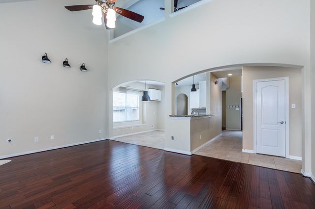 9315 Hidden Court, Magnolia, TX 77354