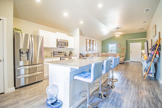 13709 Avenue Q, Lubbock, TX 79423