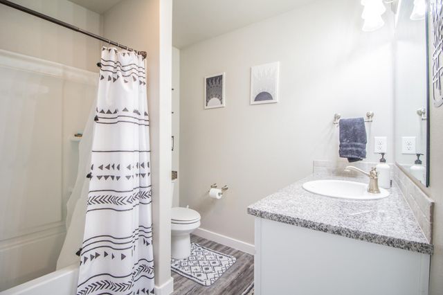 13709 Avenue Q, Lubbock, TX 79423