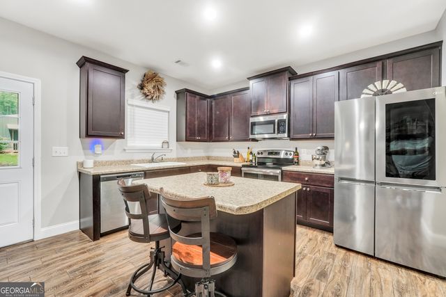 180 Barnesville Road, Milner, GA 30257