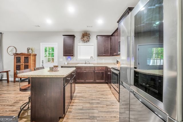 180 Barnesville Road, Milner, GA 30257