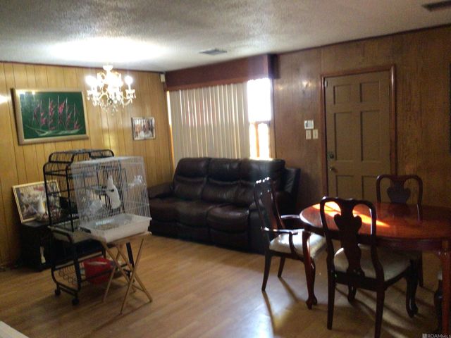 1513 Shirley Dr, New Orleans, LA 70114