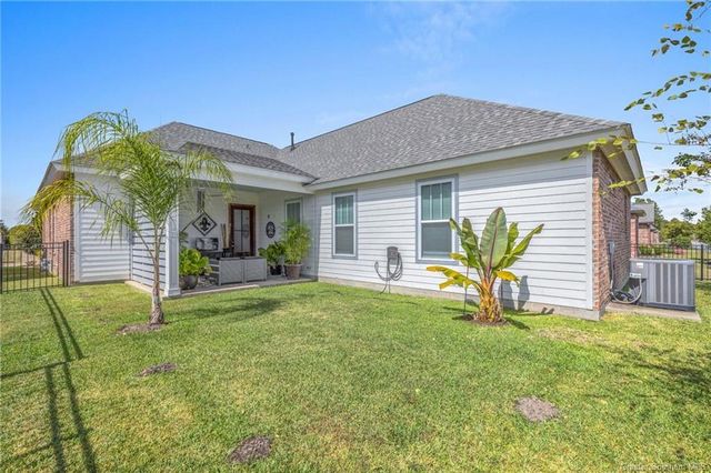 5823 Willow Ridge Drive, Lake Charles, LA 70605