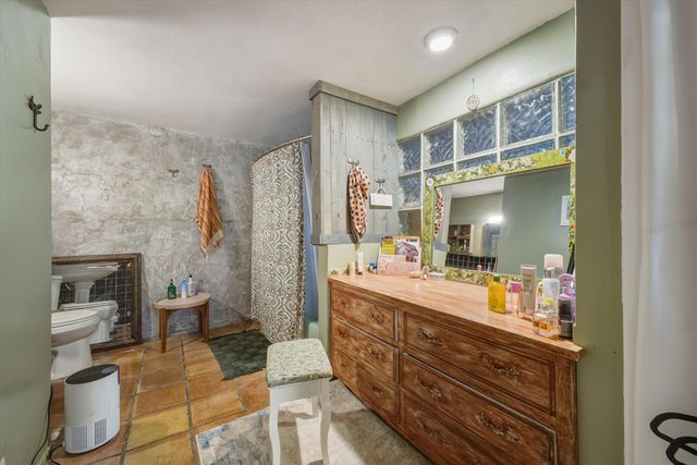 24 Matisse Road NE, Albuquerque, NM 87123