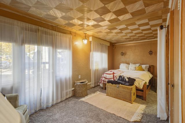 24 Matisse Road NE, Albuquerque, NM 87123