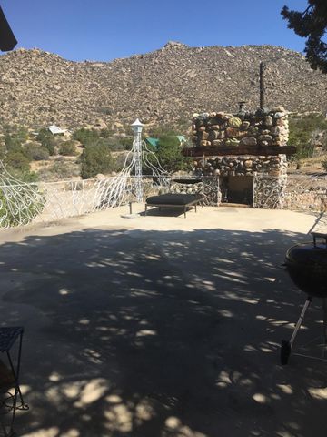 24 Matisse Road NE, Albuquerque, NM 87123