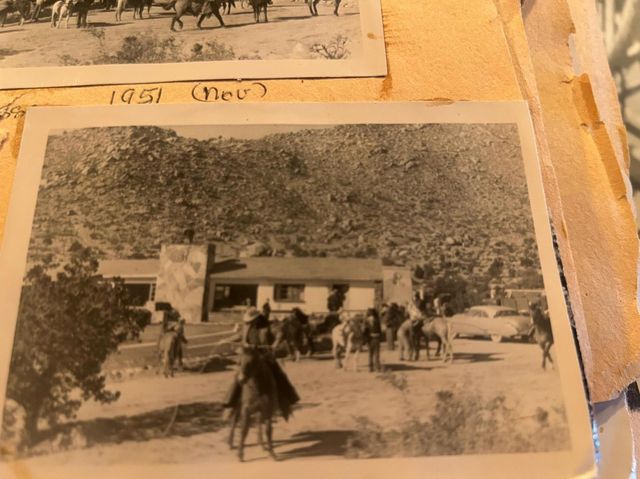 24 Matisse Road NE, Albuquerque, NM 87123