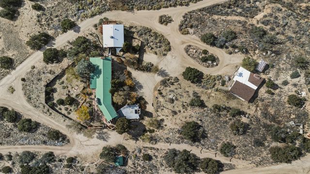 24 Matisse Road NE, Albuquerque, NM 87123