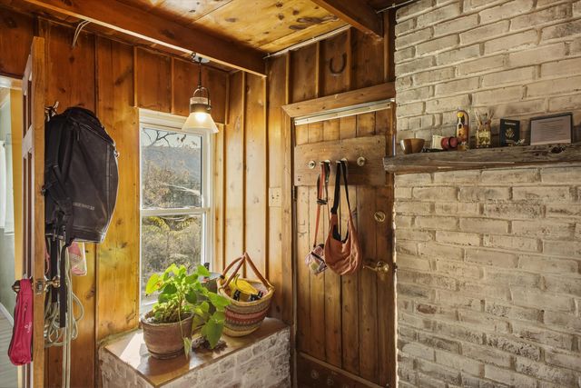 24 Matisse Road NE, Albuquerque, NM 87123