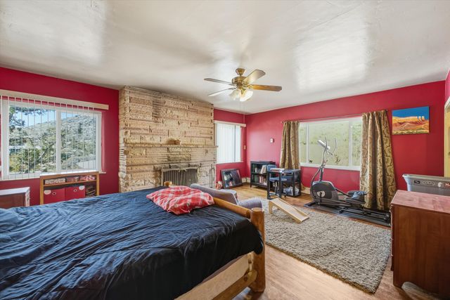 24 Matisse Road NE, Albuquerque, NM 87123