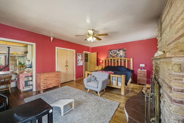 24 Matisse Road NE, Albuquerque, NM 87123