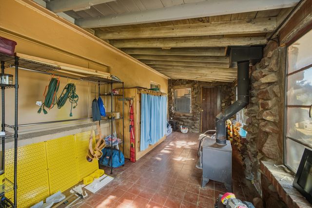 24 Matisse Road NE, Albuquerque, NM 87123