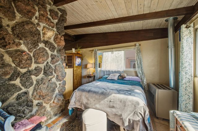 24 Matisse Road NE, Albuquerque, NM 87123