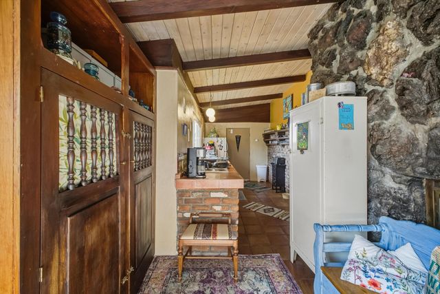 24 Matisse Road NE, Albuquerque, NM 87123