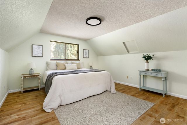 1269 Silver Lake Road, Oak Harbor, WA 98277