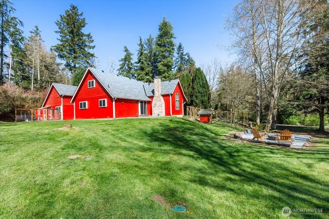 1269 Silver Lake Road, Oak Harbor, WA 98277