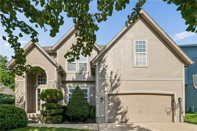 12178 S PRAIRIE CREEK Parkway, Olathe, KS 66062