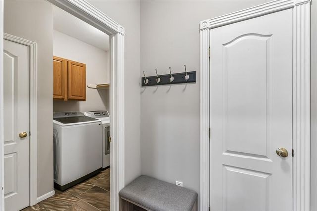 12178 S PRAIRIE CREEK Parkway, Olathe, KS 66062