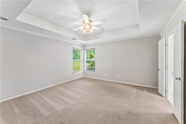 12178 S PRAIRIE CREEK Parkway, Olathe, KS 66062