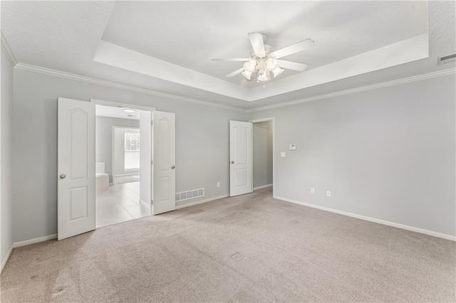 12178 S PRAIRIE CREEK Parkway, Olathe, KS 66062
