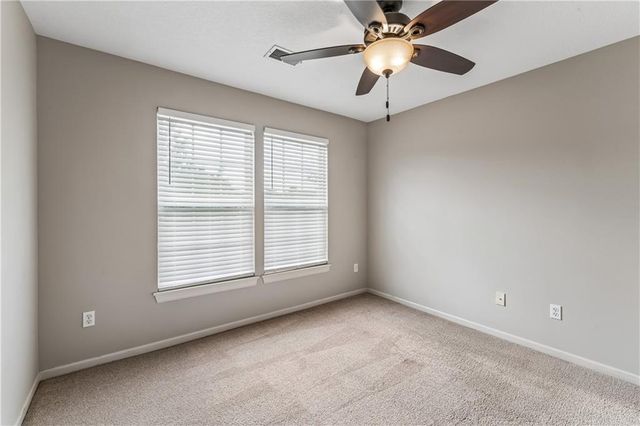 12178 S PRAIRIE CREEK Parkway, Olathe, KS 66062