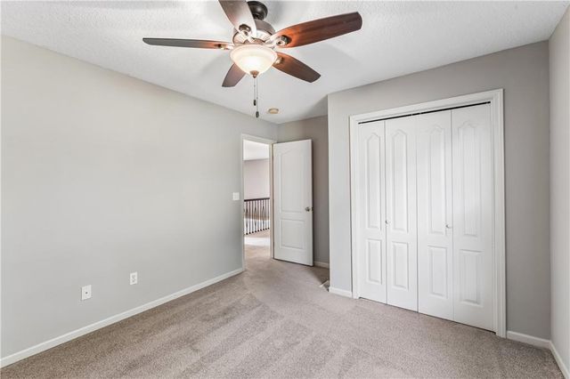12178 S PRAIRIE CREEK Parkway, Olathe, KS 66062