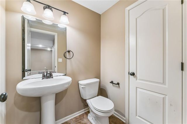 12178 S PRAIRIE CREEK Parkway, Olathe, KS 66062