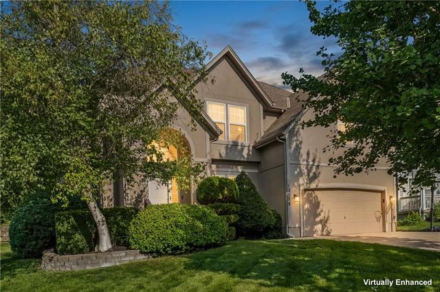 12178 S PRAIRIE CREEK Parkway, Olathe, KS 66062