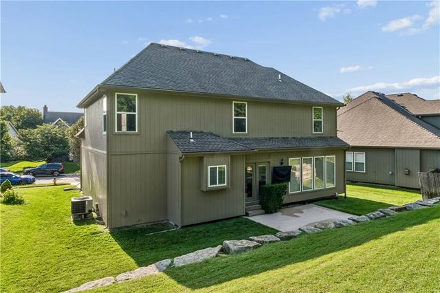 12178 S PRAIRIE CREEK Parkway, Olathe, KS 66062
