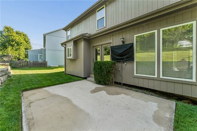 12178 S PRAIRIE CREEK Parkway, Olathe, KS 66062