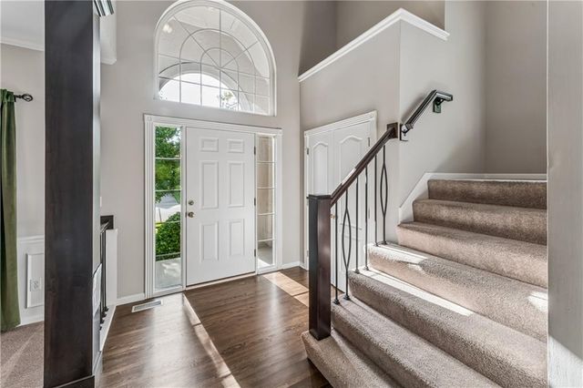 12178 S PRAIRIE CREEK Parkway, Olathe, KS 66062