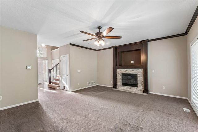 12178 S PRAIRIE CREEK Parkway, Olathe, KS 66062