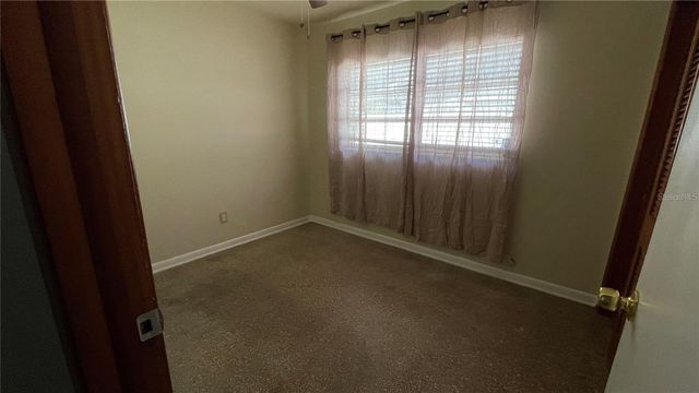 10705 N DIXON AVENUE, Tampa, FL 33612