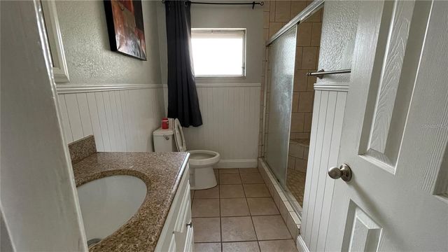 10705 N DIXON AVENUE, Tampa, FL 33612