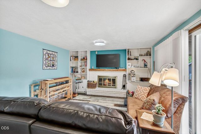 931 Mira Mar Avenue, Medford, OR 97504