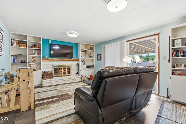 931 Mira Mar Avenue, Medford, OR 97504