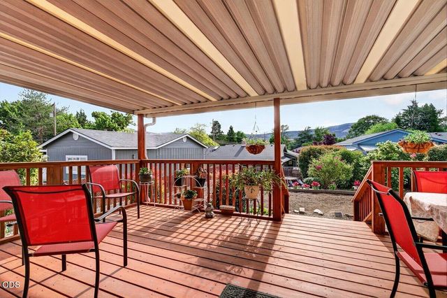 931 Mira Mar Avenue, Medford, OR 97504